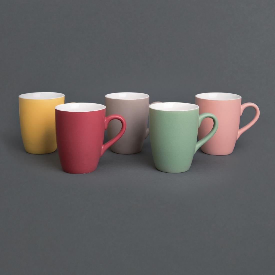 Mug pastel mat en porcelaine Olympia rouge 320ml (Lot de 6) — CS043