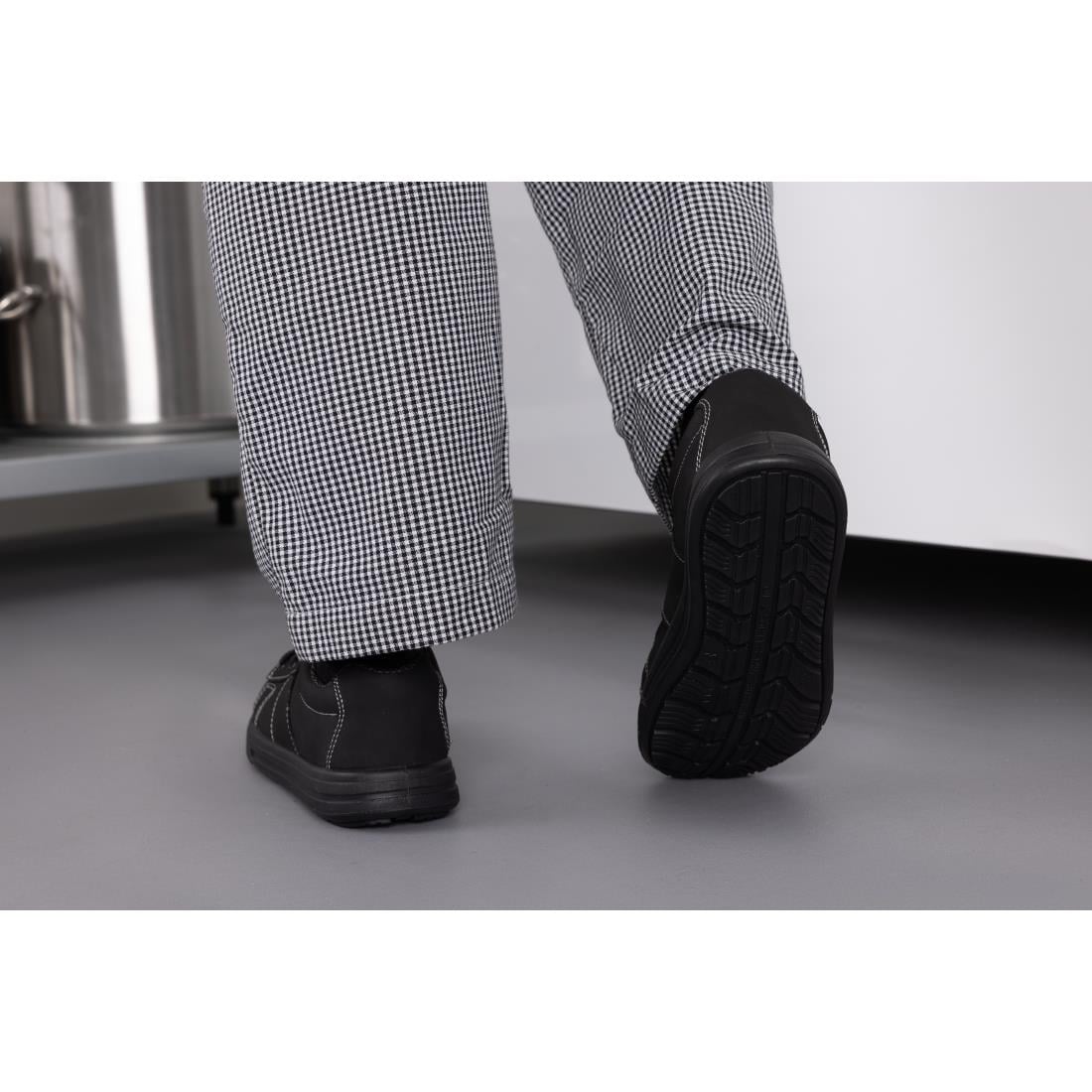 Chaussures de sécurité Slipbuster Yuvo noires 39 — BB420-39
