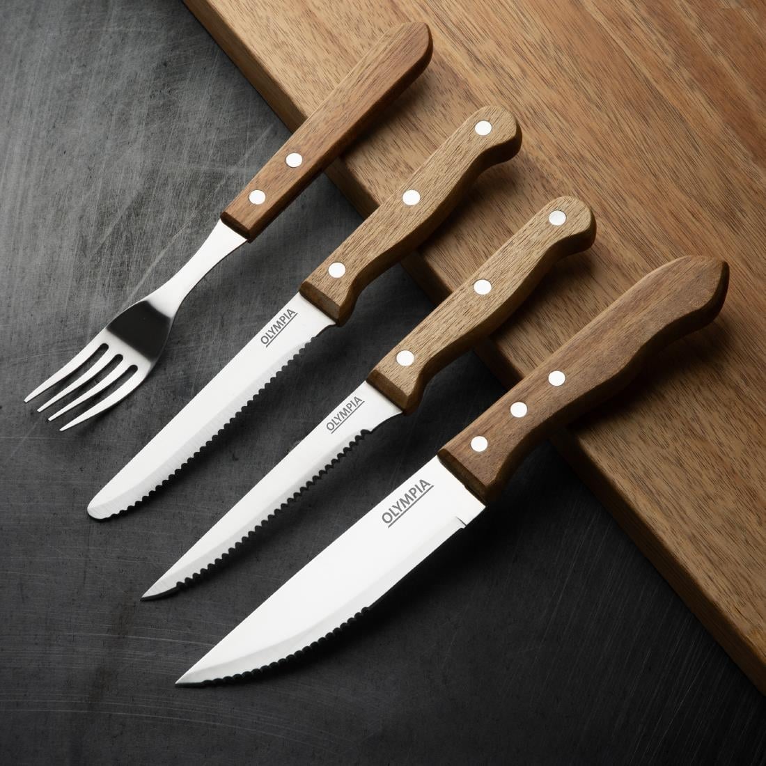 Couteaux à steak manche en bois d'acacia 100% FSC Olympia 113mm (lot de 12) — C136