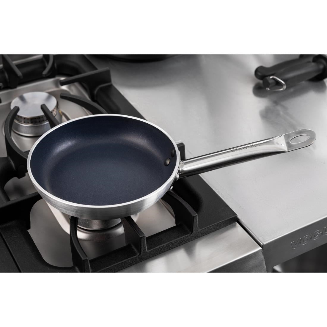 Poêle antiadhésive induction Vogue Teflon Platinum Plus 200mm — CB899