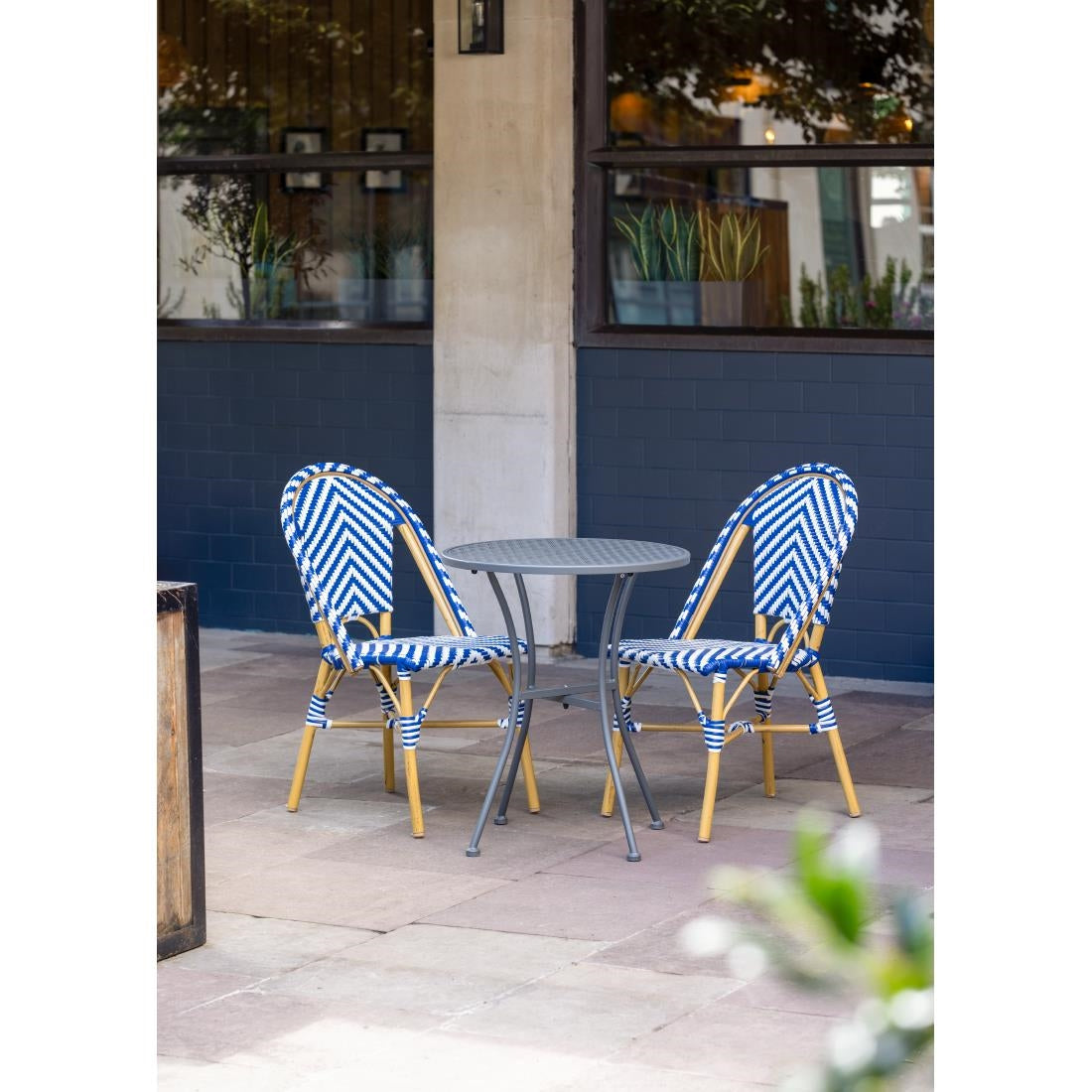 Table bistro ronde en acier ajouré Bolero grise 600mm — GG703