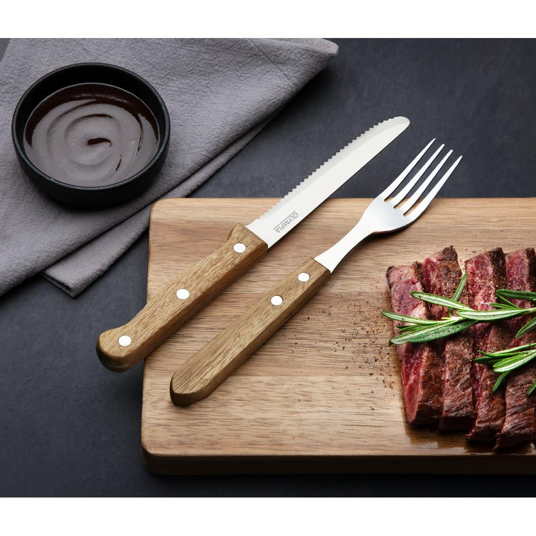 Couteaux à steak arrondis manche en bois d'acacia 100% FSC Olympia 121mm (lot de 12) — CS717