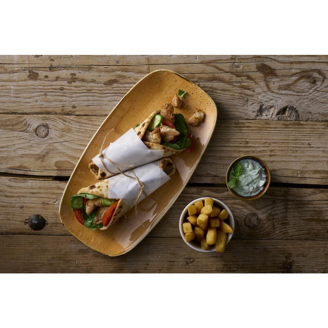 Assiettes oblongues Churchill Stonecast Tangerine Chefs' No. 3 (298 x 153mm) (Lot de 12) — DX782
