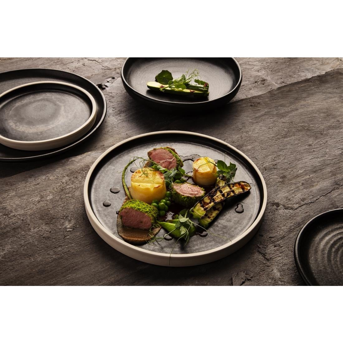 Assiettes plates noir mat Olympia Canvas 265mm (lot de 6) — FA317