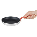 Poêle en aluminium antiadhésive Hygiplas Teflon Platinum Plus 200mm rouge — HT964