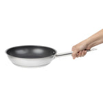 Poêle antiadhésive en inox Vogue Téflon Platinum Plus 240 mm — FC096