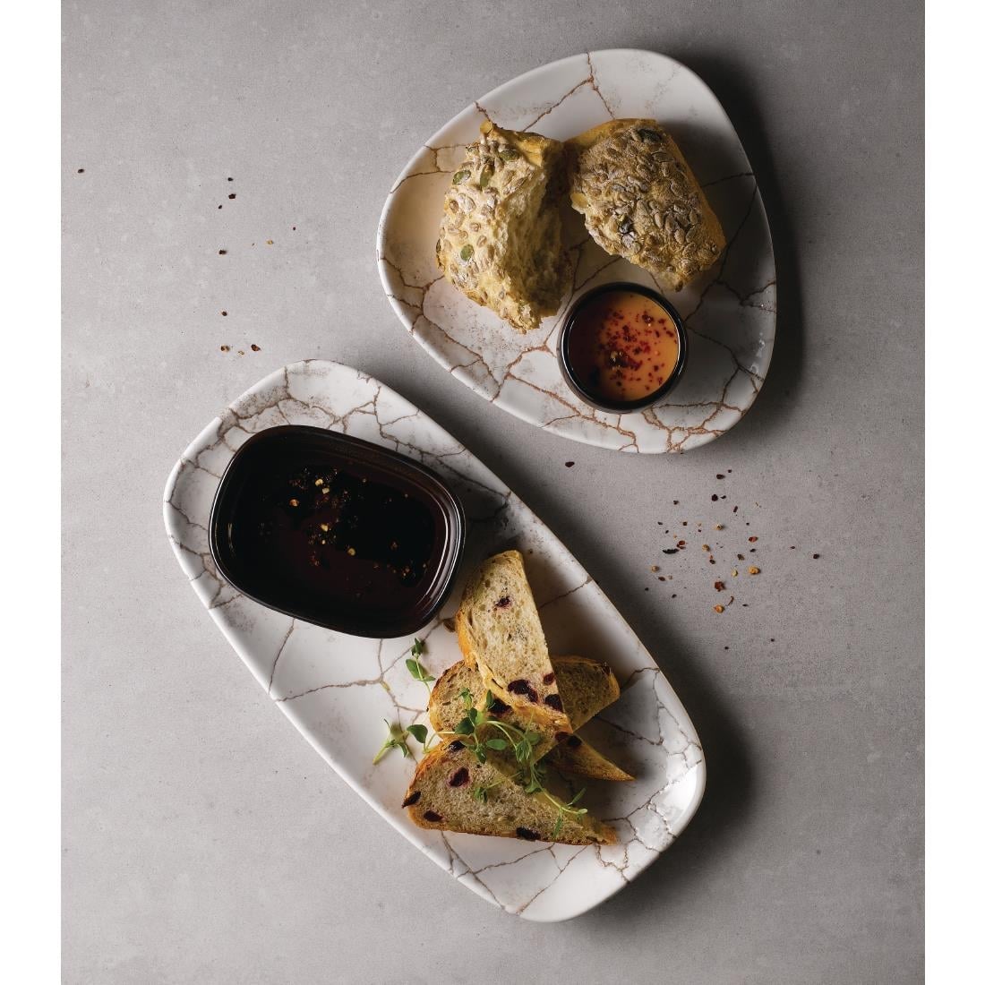 Assiettes triangulaires Churchill Studio Prints Kintsugi Agate Grey Lotus 228mm (lot de 12) — FR060