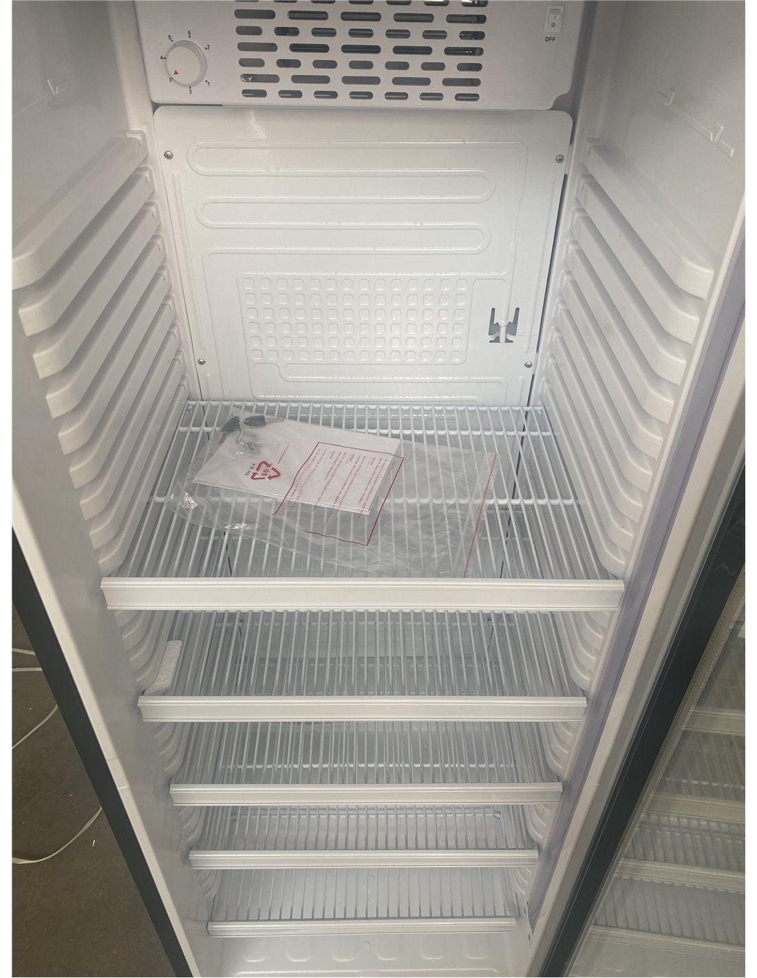 Gekoelde Drankenvitrine 380 L - Afsluitbare Glazen Deur
