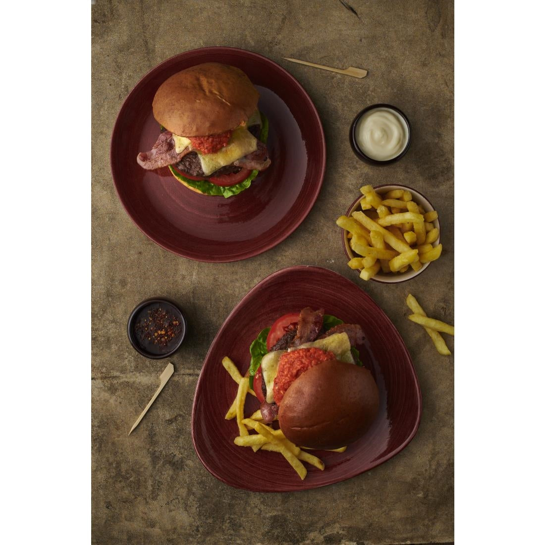Assiettes avec rebord Churchill Stonecast Patina Evolve Red Rust 217mm (Lot de 12) — FS882