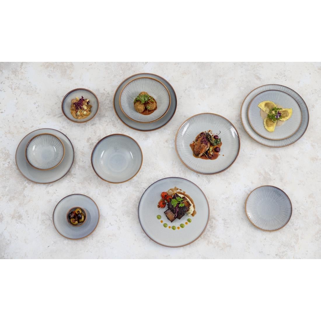 Assiettes Plates Olympia Drift Gris Uni 180mm (lot de 6) — FU189