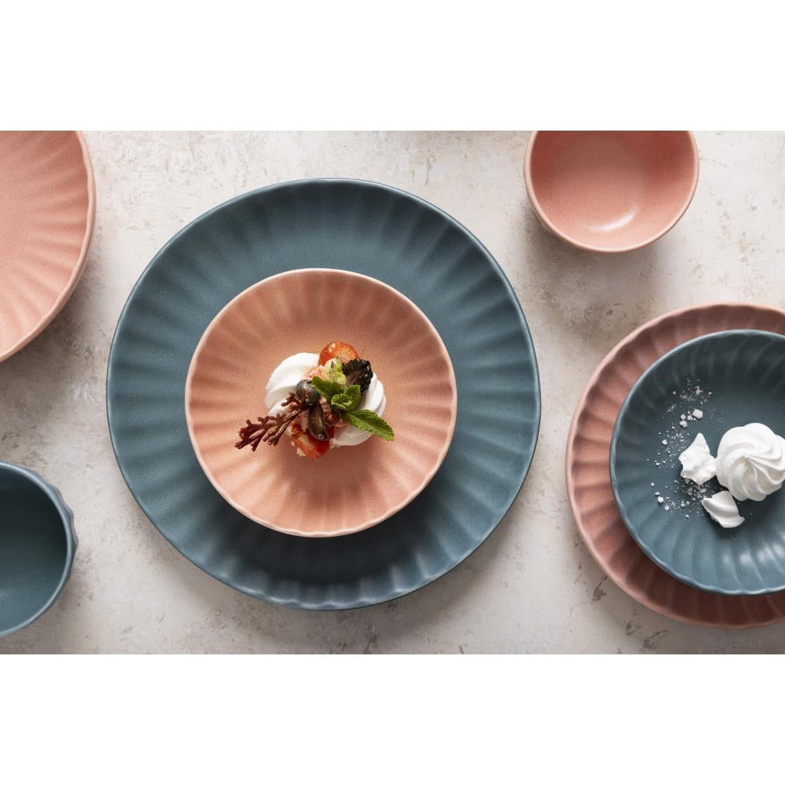 Assiettes plates Olympia Corallite vertes 280 mm (lot de 6) — FU206