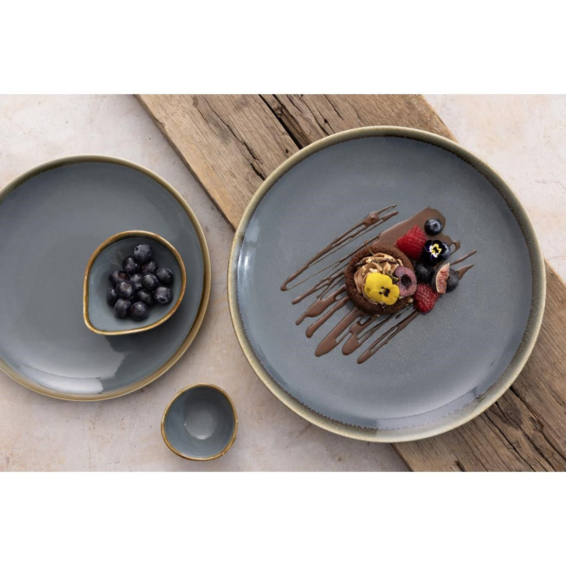 Assiettes Plates Rondes Couleur Océan Olympia Kiln 280mm (Lot de 4) — GP465
