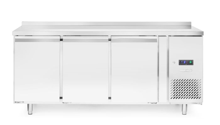 Réfrigérateur comptoir, 3 portes, Arktic, Profi Line, 334L, 230V/400W, 700x1795x(H)839mm — 232057