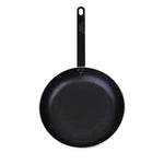Poêle aluminium antiadhésive induction Téflon Nisbets Essentials 24 cm — HX968