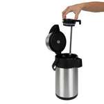 Pichet à pompe en acier inoxydable Olympia 2,5L — K635