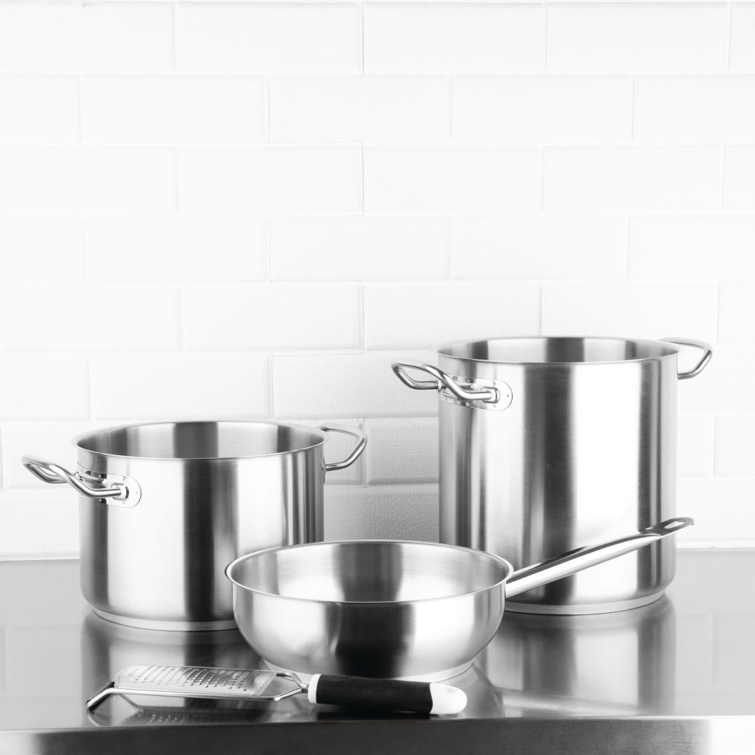 Sauteuse inox Vogue — M923
