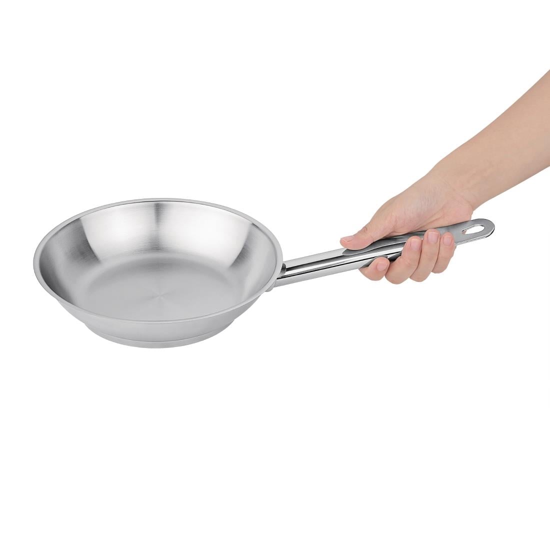 Poêle induction en acier inoxydable Vogue 200mm — M924