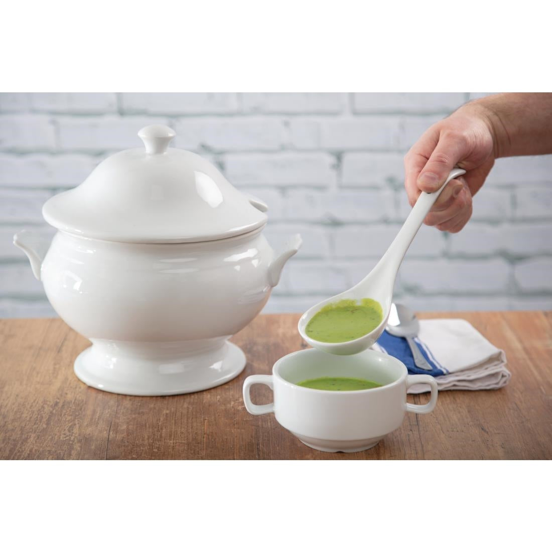 Soupière et louche Olympia Whiteware 2,5L — Y094